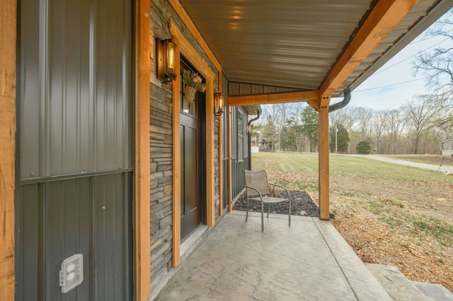 55 Sumerfield Dr, Springville, TN 38256