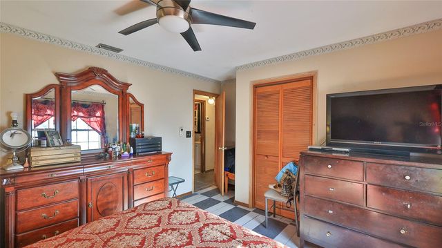 2021 UMBRELLA TREE DRIVE, Edgewater, FL 32141