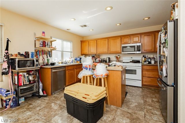 2742 Fountain Vista Lane, Henderson, NV 89074