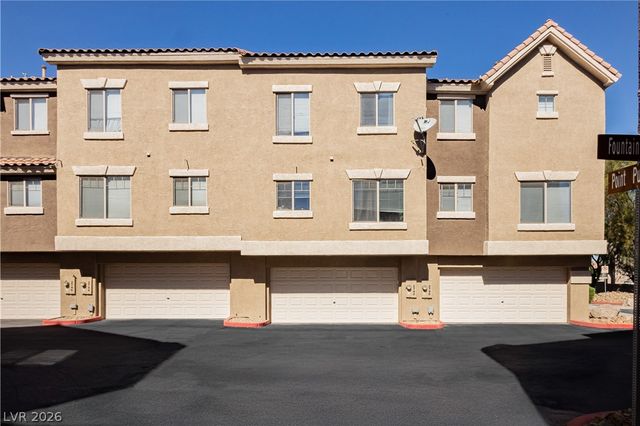 2742 Fountain Vista Lane, Henderson, NV 89074