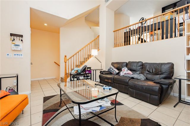 2742 Fountain Vista Lane, Henderson, NV 89074