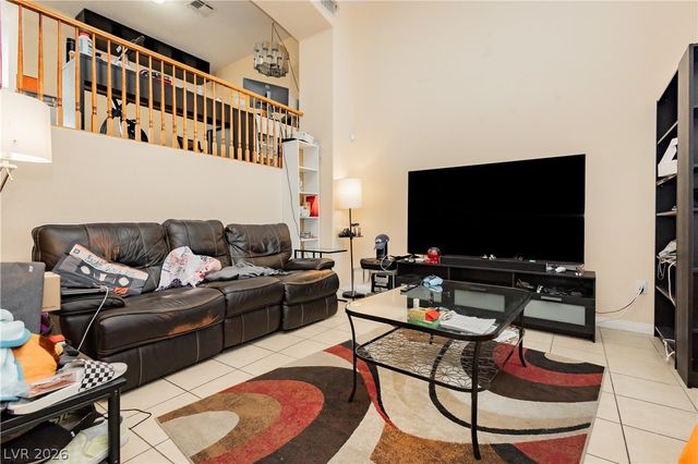 2742 Fountain Vista Lane, Henderson, NV 89074