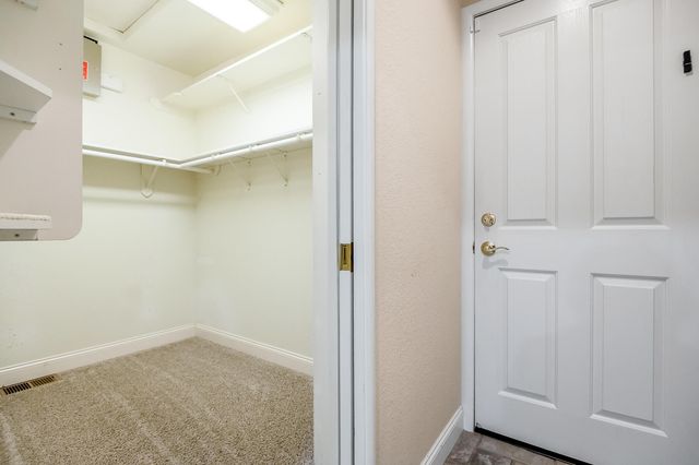 345 N Todd Street, Visalia, CA 93291