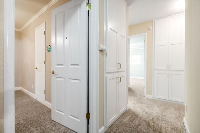 345 N Todd Street, Visalia, CA 93291