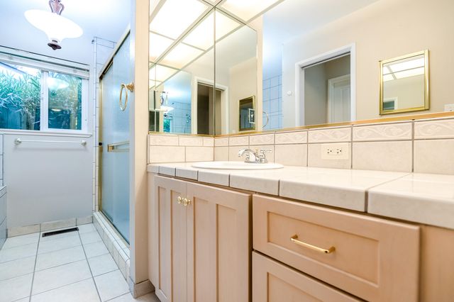 345 N Todd Street, Visalia, CA 93291