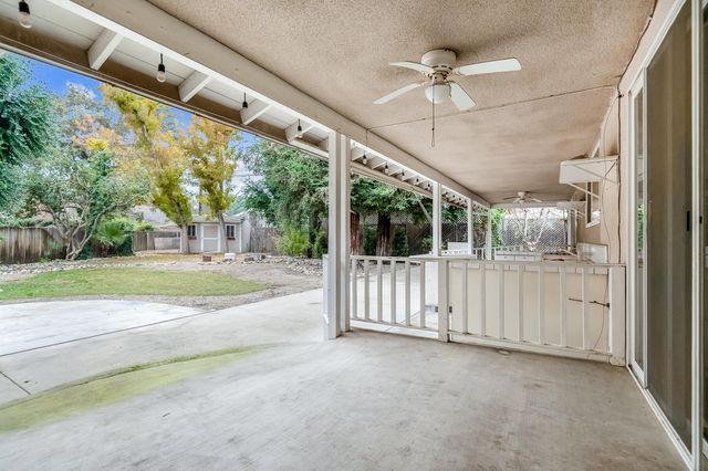 345 N Todd Street, Visalia, CA 93291