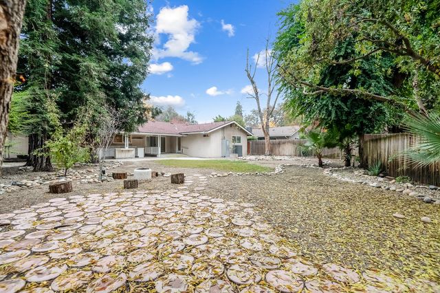 345 N Todd Street, Visalia, CA 93291