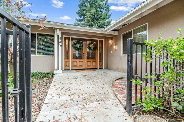 345 N Todd Street, Visalia, CA 93291