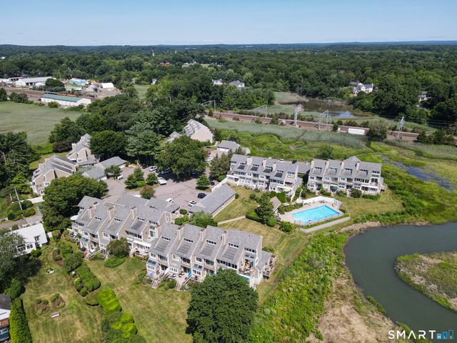 80 Seaview Terrace 3, Guilford, CT 06437