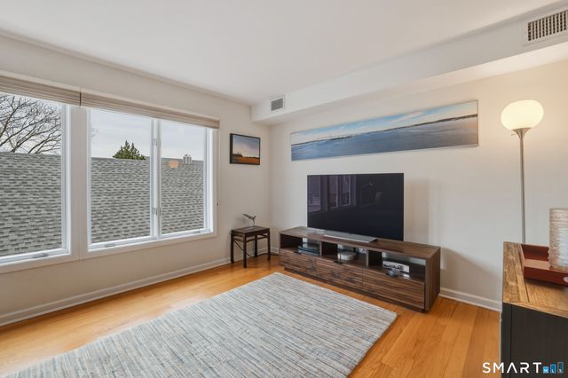 80 Seaview Terrace 3, Guilford, CT 06437