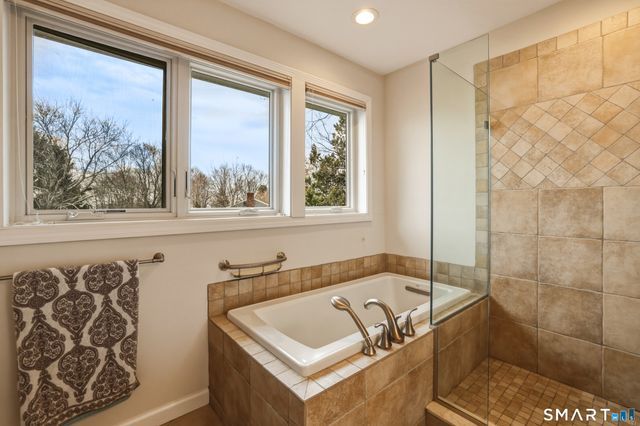 80 Seaview Terrace 3, Guilford, CT 06437