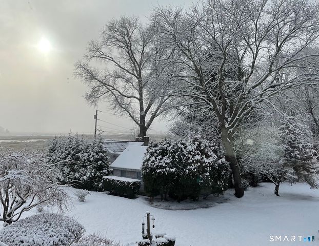 80 Seaview Terrace 3, Guilford, CT 06437