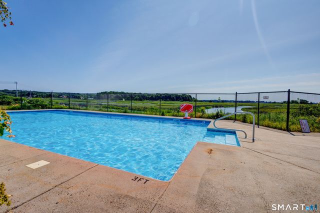 80 Seaview Terrace 3, Guilford, CT 06437