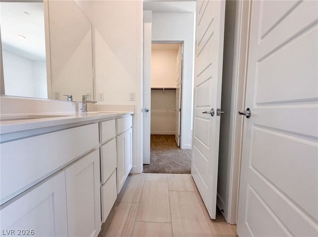 8220 Gusty Brook Street, Las Vegas, NV 89113