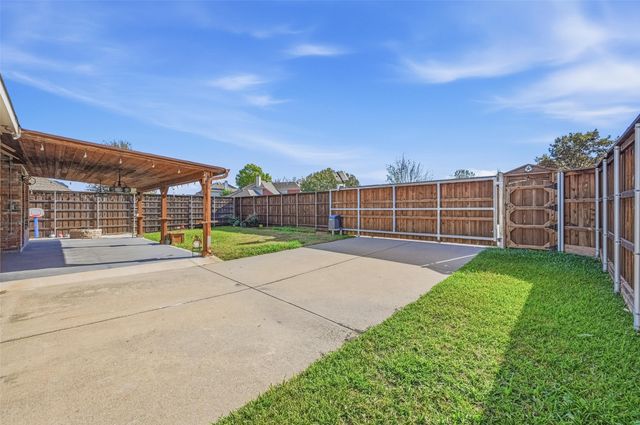 1718 Clarke Springs Drive, Allen, TX 75002