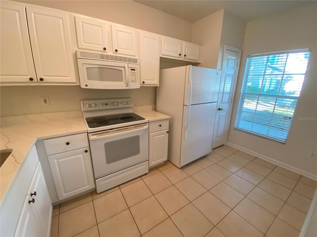 2904 WOODLANDS PARK COURT, Lake Mary, FL 32746