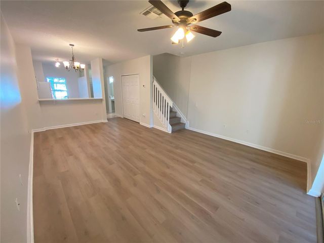 2904 WOODLANDS PARK COURT, Lake Mary, FL 32746