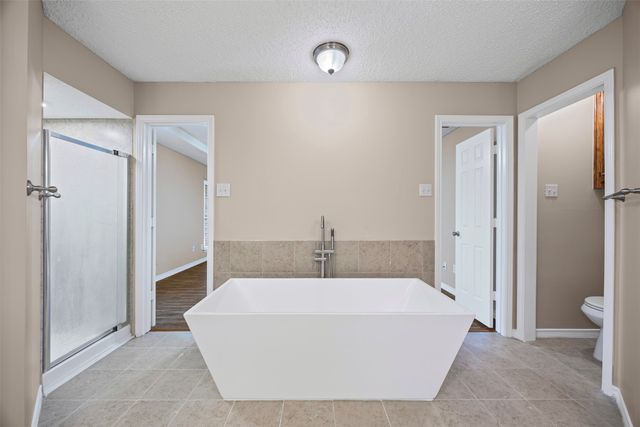 1340 Grand Teton Drive, Desoto, TX 75115