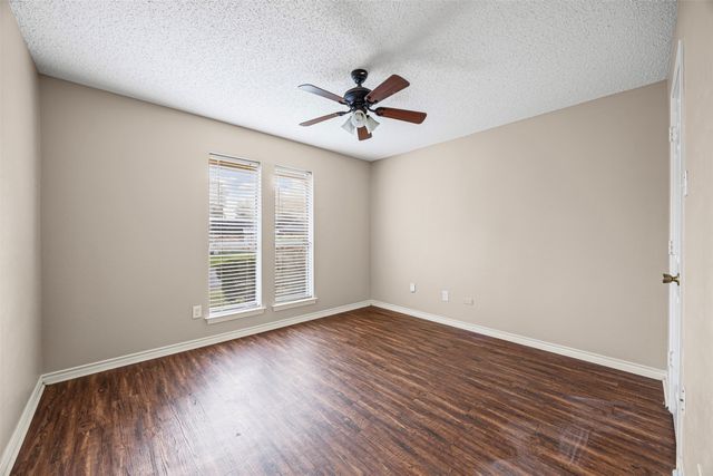 1340 Grand Teton Drive, Desoto, TX 75115