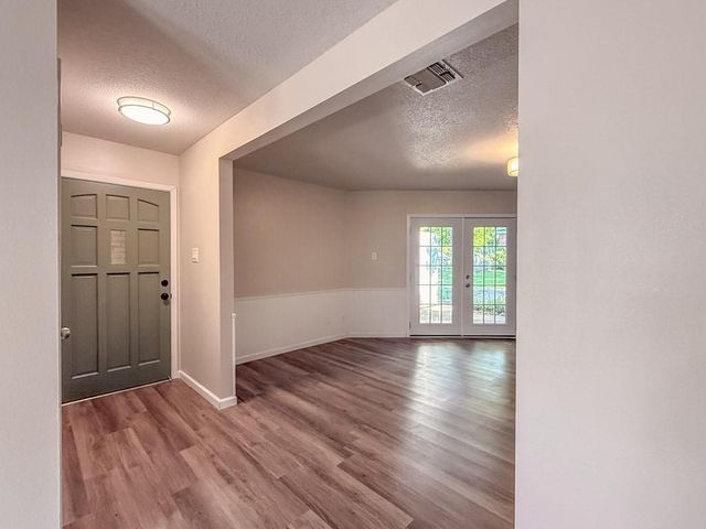702 S Chappell Hill Street, Brenham, TX 77833
