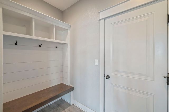 713 35th Street SW, Altoona, IA 50009