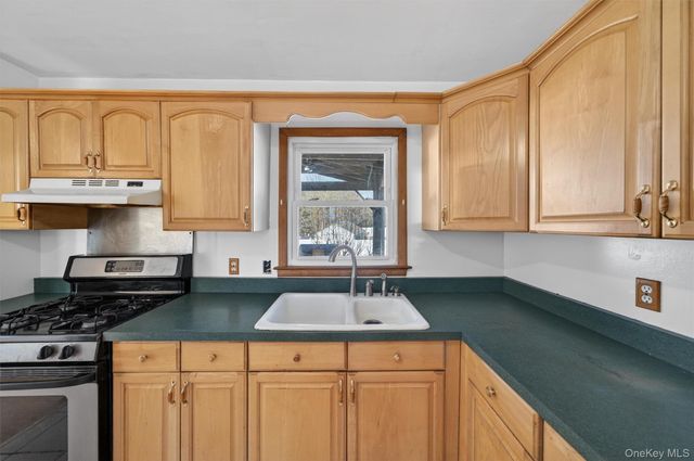 5 Loch Invar Lane, Middletown, NY 10941