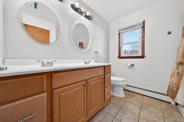 5 Loch Invar Lane, Middletown, NY 10941