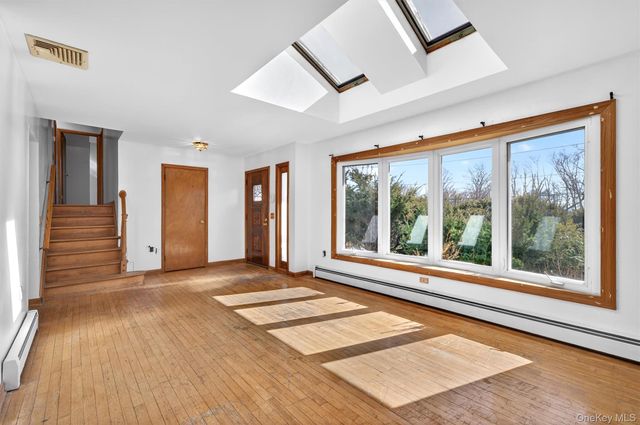 5 Loch Invar Lane, Middletown, NY 10941