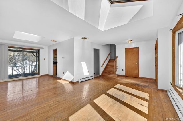 5 Loch Invar Lane, Middletown, NY 10941