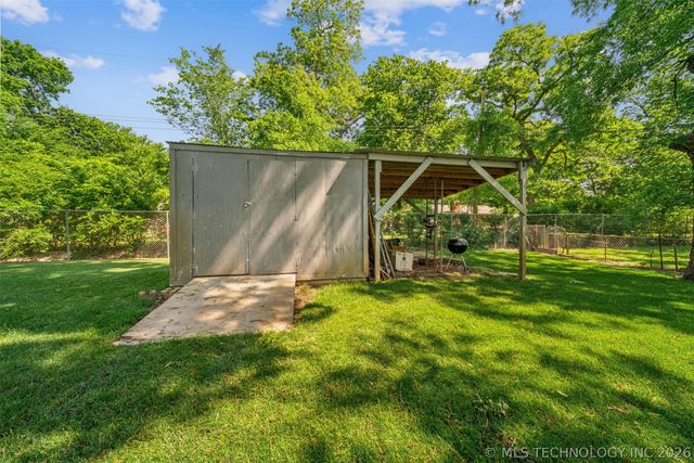 8715 E 170th Street S, Bixby, OK 74008