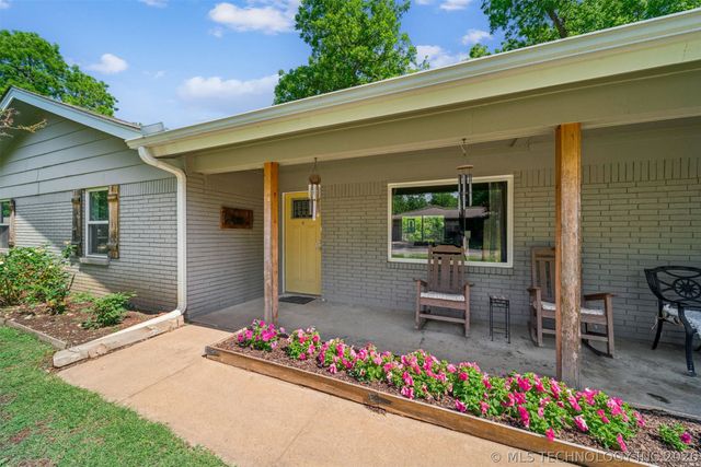 8715 E 170th Street S, Bixby, OK 74008