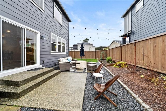 1131 SW Sedge Street, Port Orchard, WA 98367