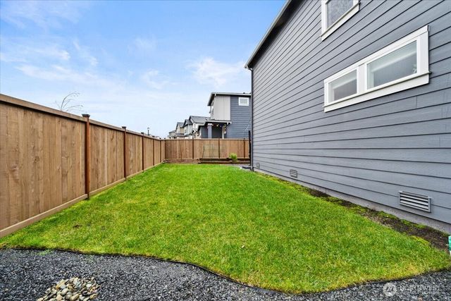 1131 SW Sedge Street, Port Orchard, WA 98367