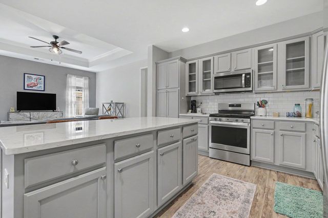 1024 Longwood Bluffs Circle, Murrells Inlet, SC 29576