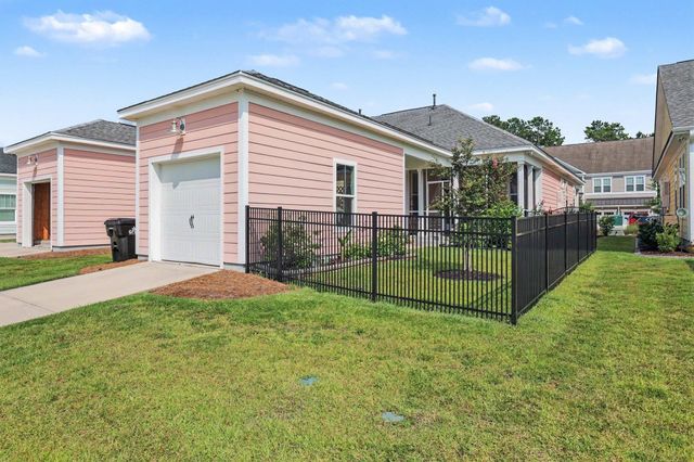 1024 Longwood Bluffs Circle, Murrells Inlet, SC 29576