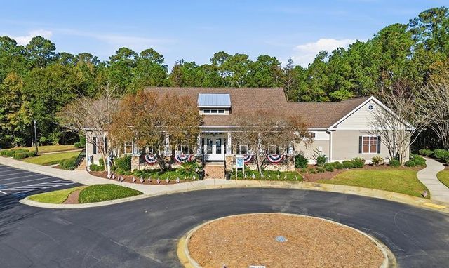 1024 Longwood Bluffs Circle, Murrells Inlet, SC 29576