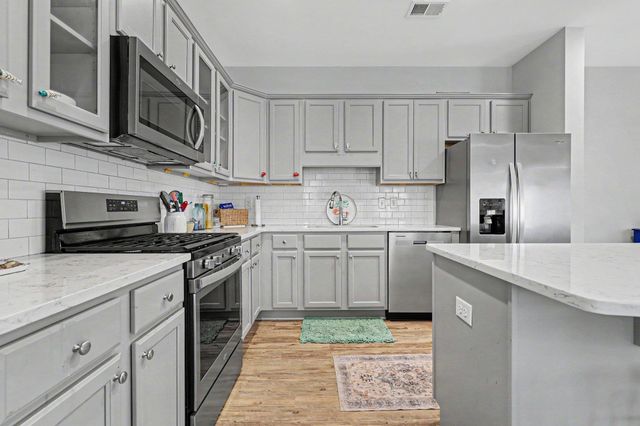 1024 Longwood Bluffs Circle, Murrells Inlet, SC 29576