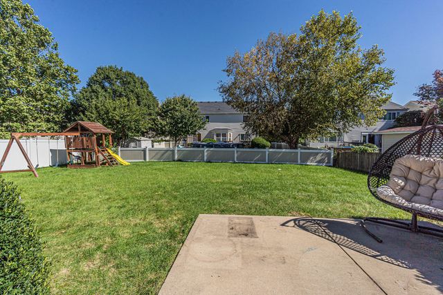 2216 Caton Ridge Drive, Plainfield, IL 60586