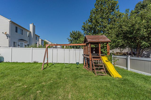 2216 Caton Ridge Drive, Plainfield, IL 60586