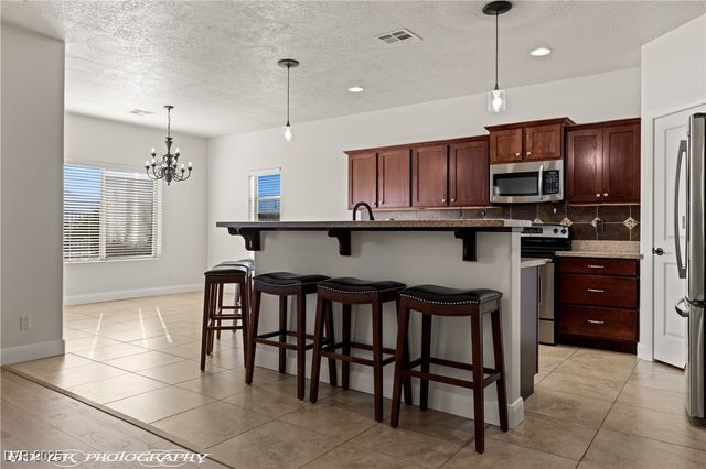 456 Wild Horse Lane, Mesquite, NV 89027