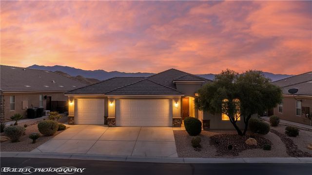 456 Wild Horse Lane, Mesquite, NV 89027