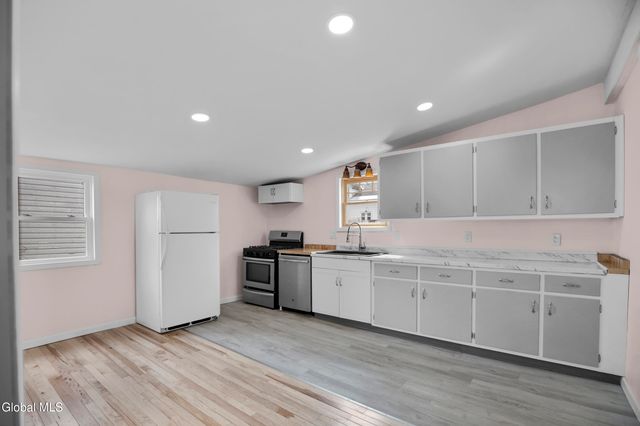 2 New Street, Glens Falls, NY 12801