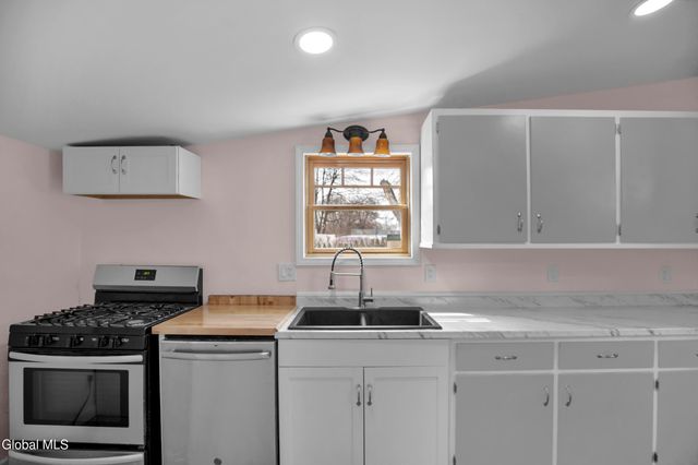 2 New Street, Glens Falls, NY 12801