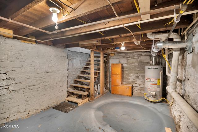 2 New Street, Glens Falls, NY 12801