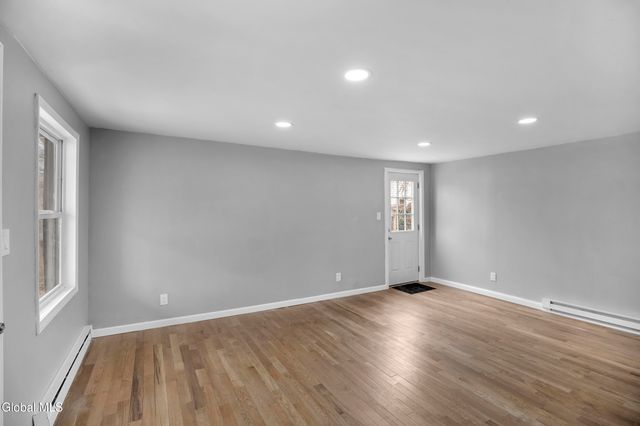 2 New Street, Glens Falls, NY 12801