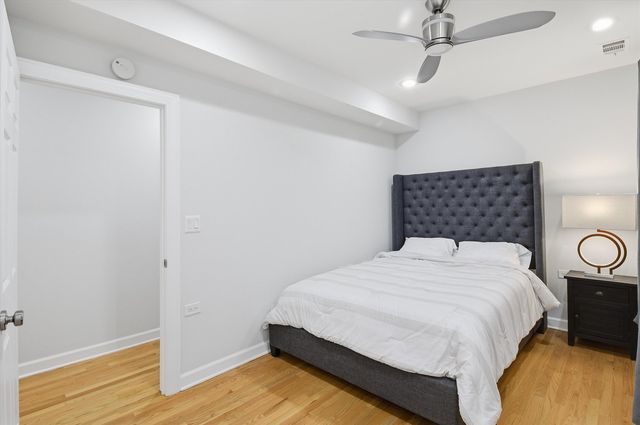 3808 W Belle Plaine Avenue G, Chicago, IL 60618