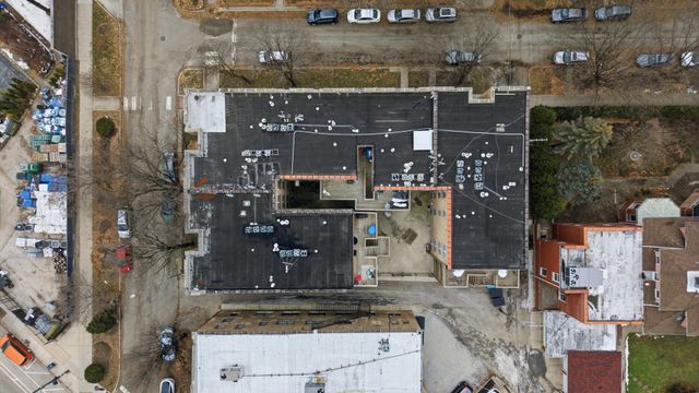 3808 W Belle Plaine Avenue G, Chicago, IL 60618