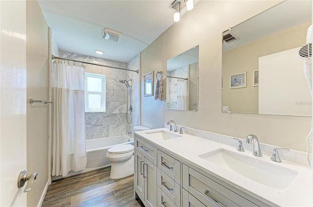 1184 KENISCO ROAD, Venice, FL 34293