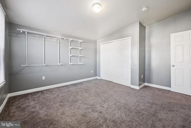 138 N KING ST, Gloucester City, NJ 08030