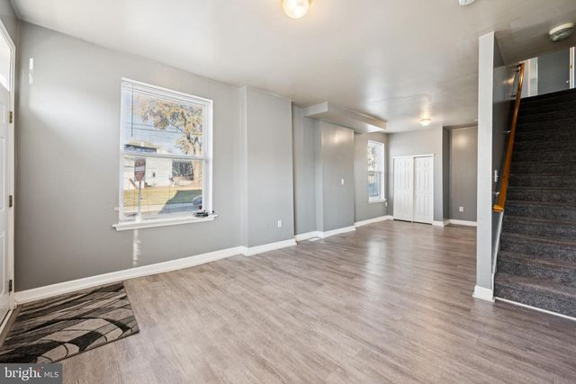 138 N KING ST, Gloucester City, NJ 08030